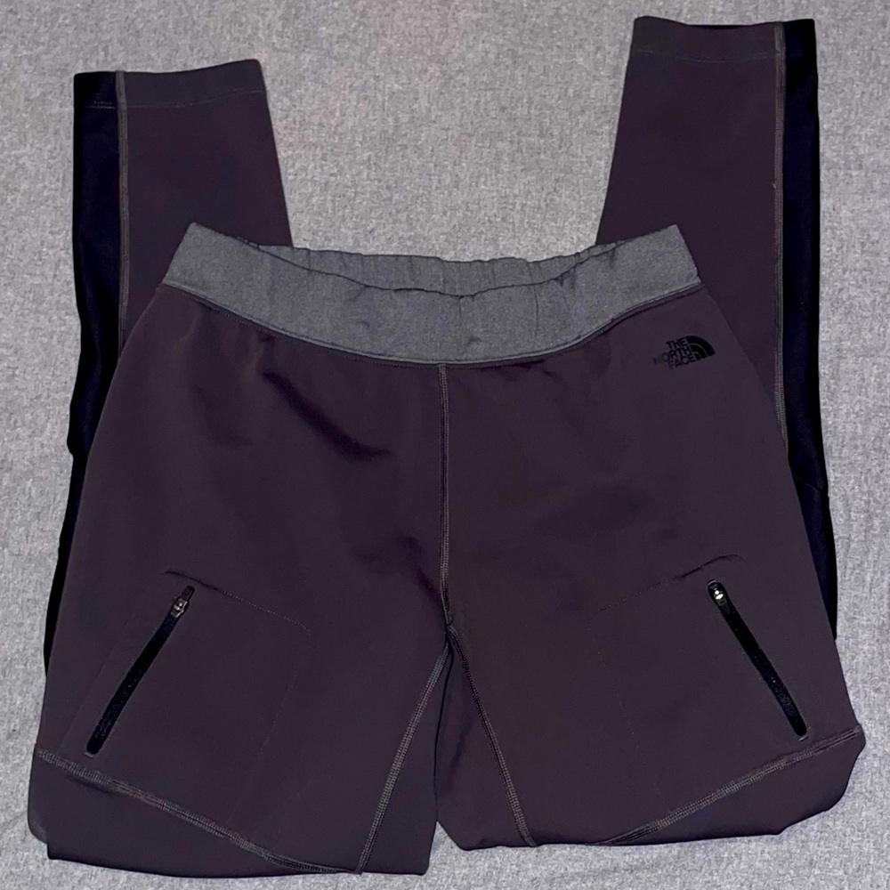 The North Face Joggers w/ Zip Pockets Stretch Waist Gray / Black Women’s Medium
